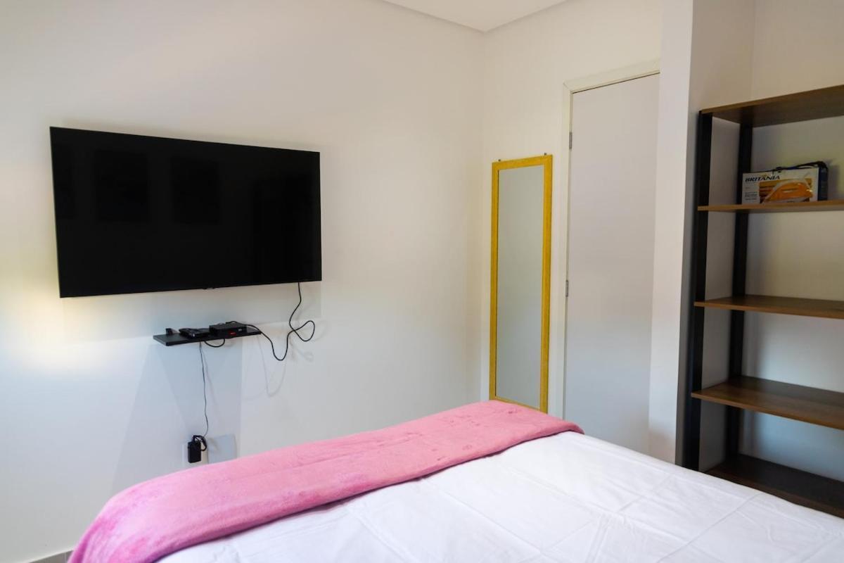 Apartment Leblon Comfort: 1 Bedroom Flat At The Heart Of Rio Rio de Janeiro